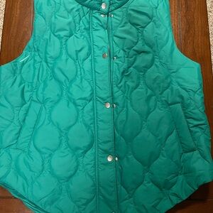 Green Quilted Vest with Zipper & Snap Buttons